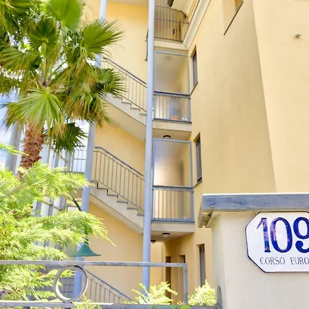 Apartment Zero -